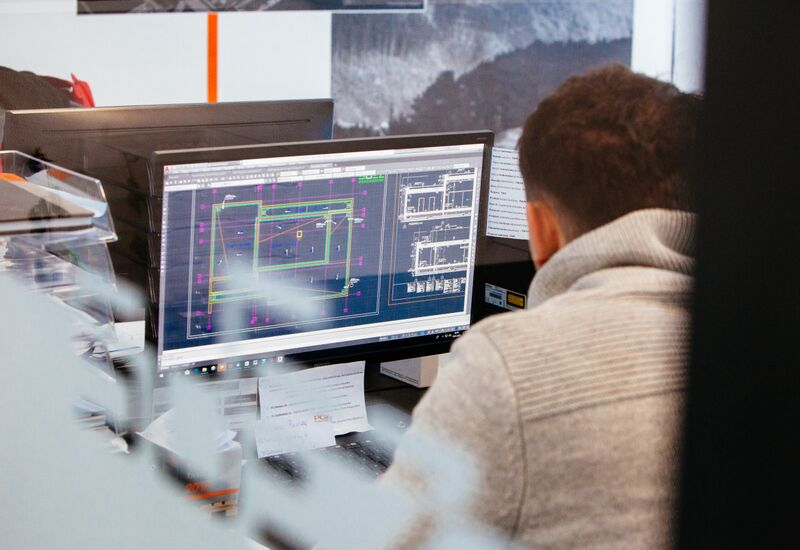 Konsultacje budowlane o technologii i materiałach ON-LINE